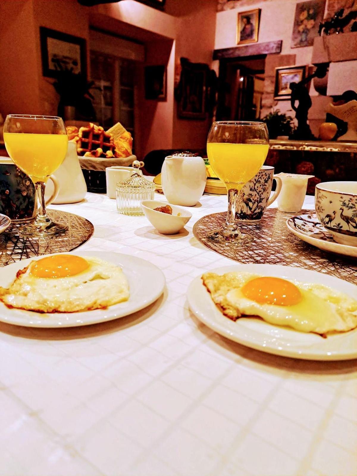 Chambre D'Hotes Avec Petit Dejeuner Compris A Megrit Екстер'єр фото