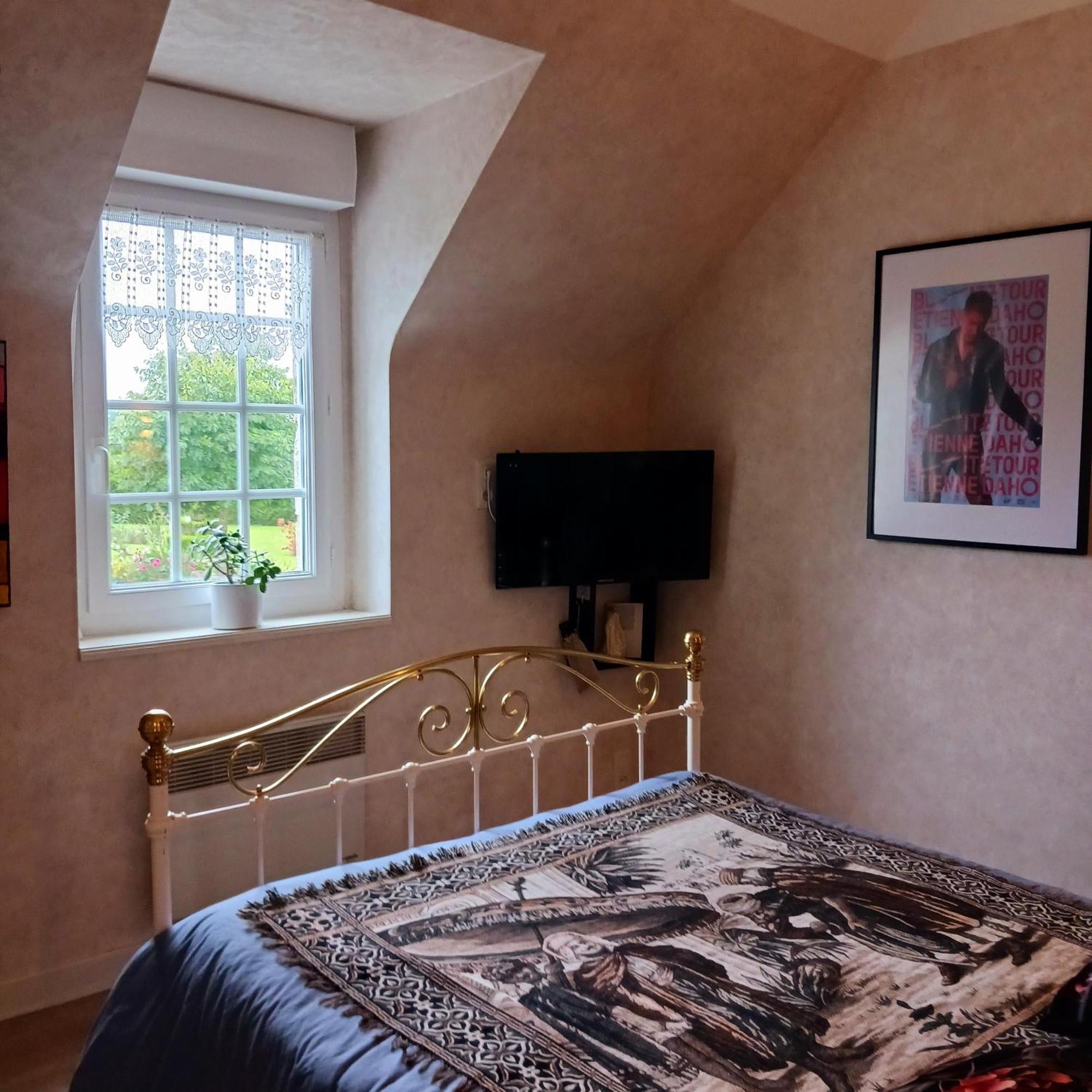 Chambre D'Hotes Avec Petit Dejeuner Compris A Megrit Екстер'єр фото